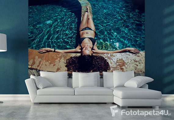 Odprezajacy-relaks-nad-basenem-fototapety-fototapety-do-salonu-44039202-f4u