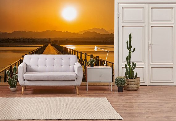 Spacer-w-strone-zachodu-slonca-fototapety-fototapety-do-salonu-460898222-f4u